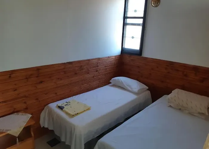 Close To Sea * לפטוקריה